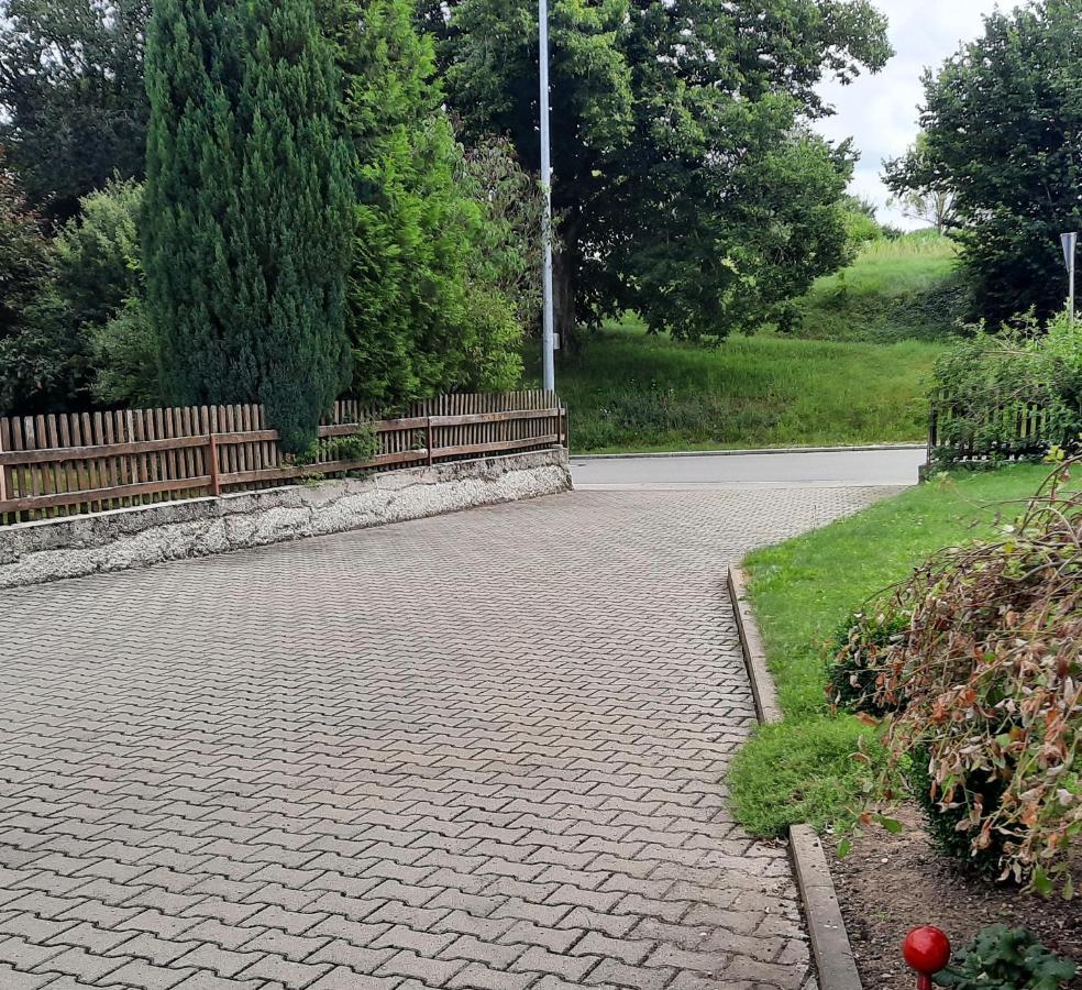 Ferienwohnung Kopold "Im Alten Schulhaus" Pottmes Екстер'єр фото